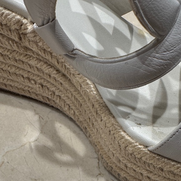 Hermes White Women's Sandals - Picture 7 of 12